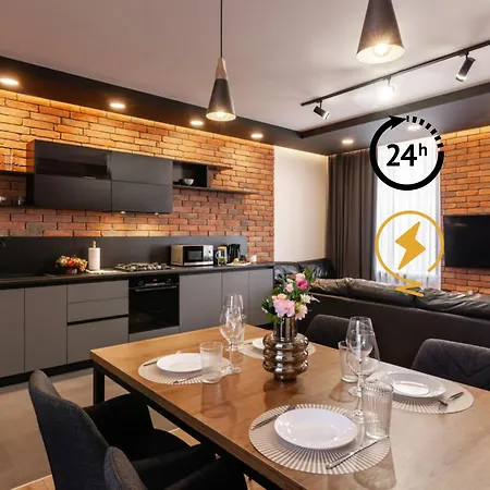Modern Style Apartment 利沃夫 外观 照片